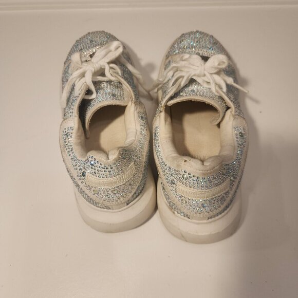 Vince Camuto Girls White Studded Gym Shoe Sneaker - Size 4.5 - Picture 3 of 6